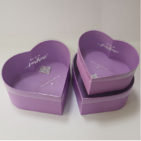 Набор коробок "Сердце" с прозр.крышкой, 3шт. 23х20,7х9 / 20,7х18,4х8 / 18,4х16,1х7 см. сиреневый