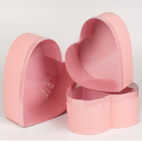 Набор коробок "Сердце" с прозр.крышкой, 3шт. 33х31,8х13,2 см / 30,4х29,2х12,4 см / 28х27х11,2 см. розовый (W6633)