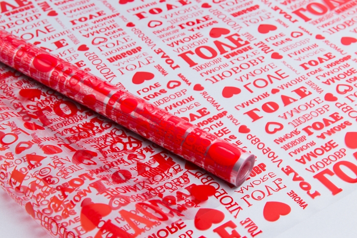 Пленка цветная Love 70 см красный