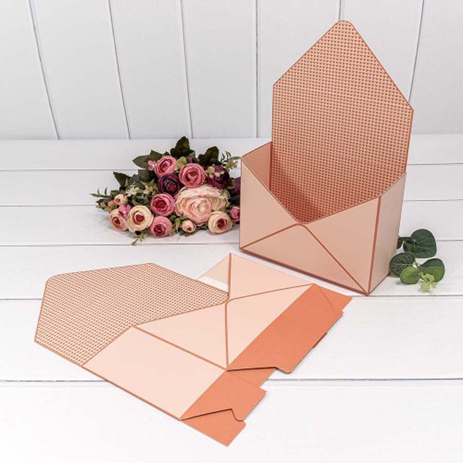 Коробка "Конверт" 20*30*8 сборная "Сердечки" Персиковый/Пудровый