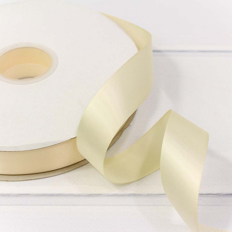 Лента атласная полиэстер класс А 2,5см*100ярд бежевый